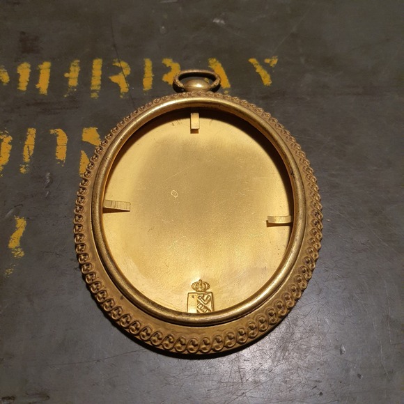 Antique 18-1900s Fishel-Nessler Gold Tone Mini Photo Frame Oval Ornate Hanging